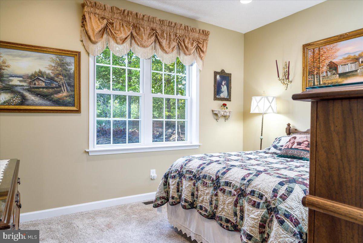 320 ISLAND POINT DRIVE, GRETNA, Virginia 24557, 3 Bedrooms Bedrooms, ,2 BathroomsBathrooms,Residential,For sale,320 ISLAND POINT DRIVE,VAPI2000082 MLS # VAPI2000082