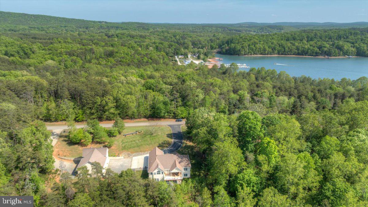 320 ISLAND POINT DRIVE, GRETNA, Virginia 24557, 3 Bedrooms Bedrooms, ,2 BathroomsBathrooms,Residential,For sale,320 ISLAND POINT DRIVE,VAPI2000082 MLS # VAPI2000082