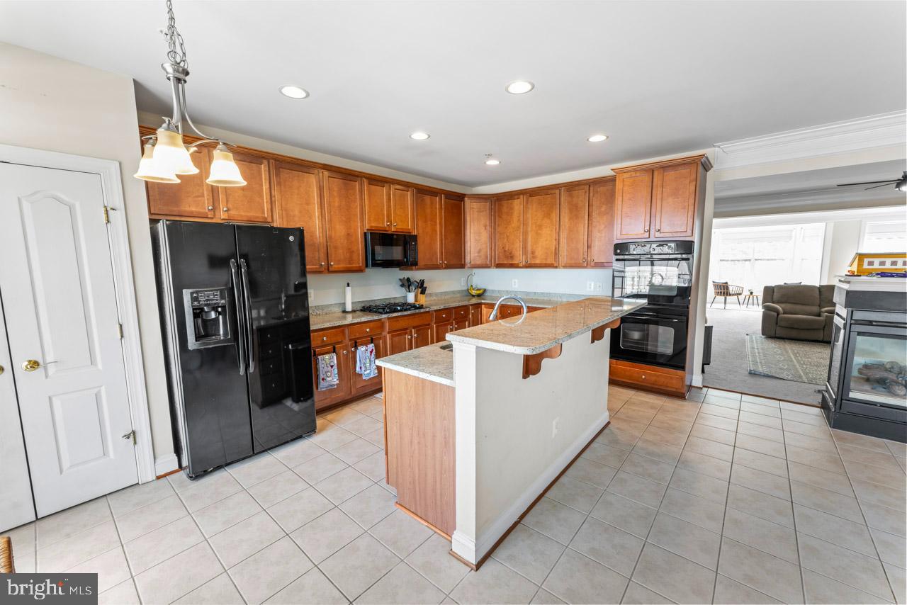 14853 CLOVERDALE RD, WOODBRIDGE, Virginia 22193, 3 Bedrooms Bedrooms, ,2 BathroomsBathrooms,Residential,For sale,14853 CLOVERDALE RD,VAPW2092606 MLS # VAPW2092606
