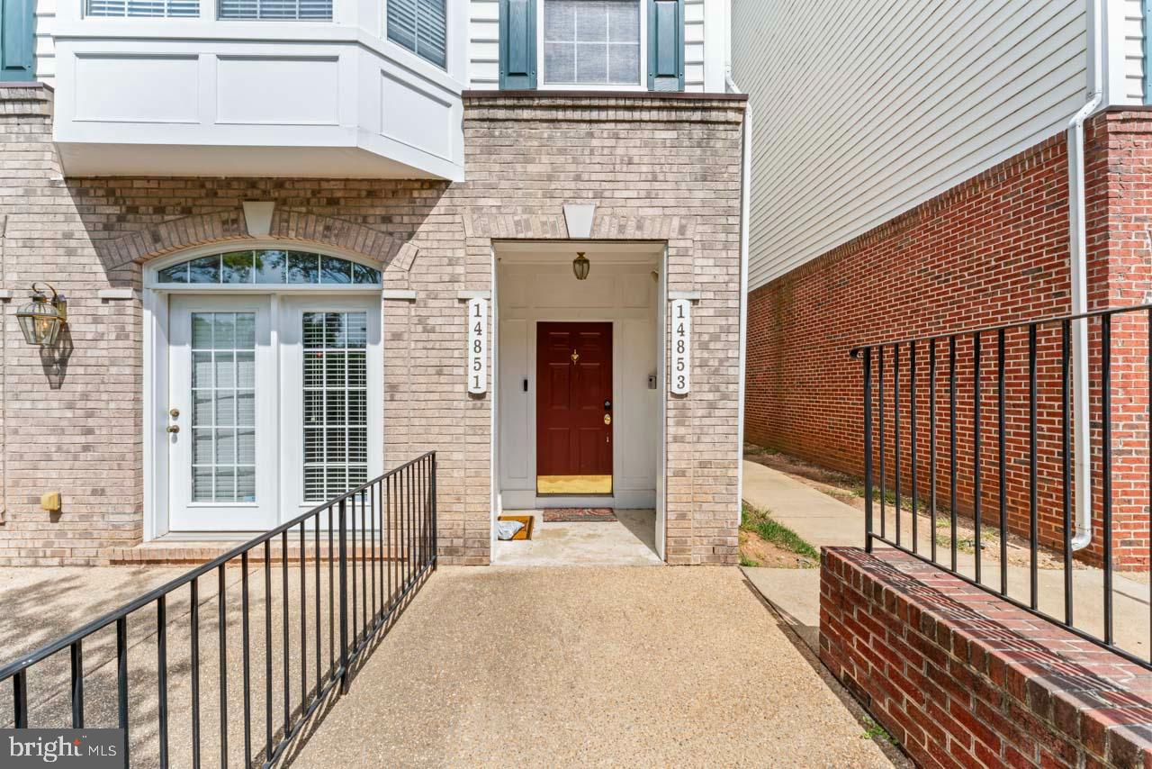 14853 CLOVERDALE RD, WOODBRIDGE, Virginia 22193, 3 Bedrooms Bedrooms, ,2 BathroomsBathrooms,Residential,For sale,14853 CLOVERDALE RD,VAPW2092606 MLS # VAPW2092606