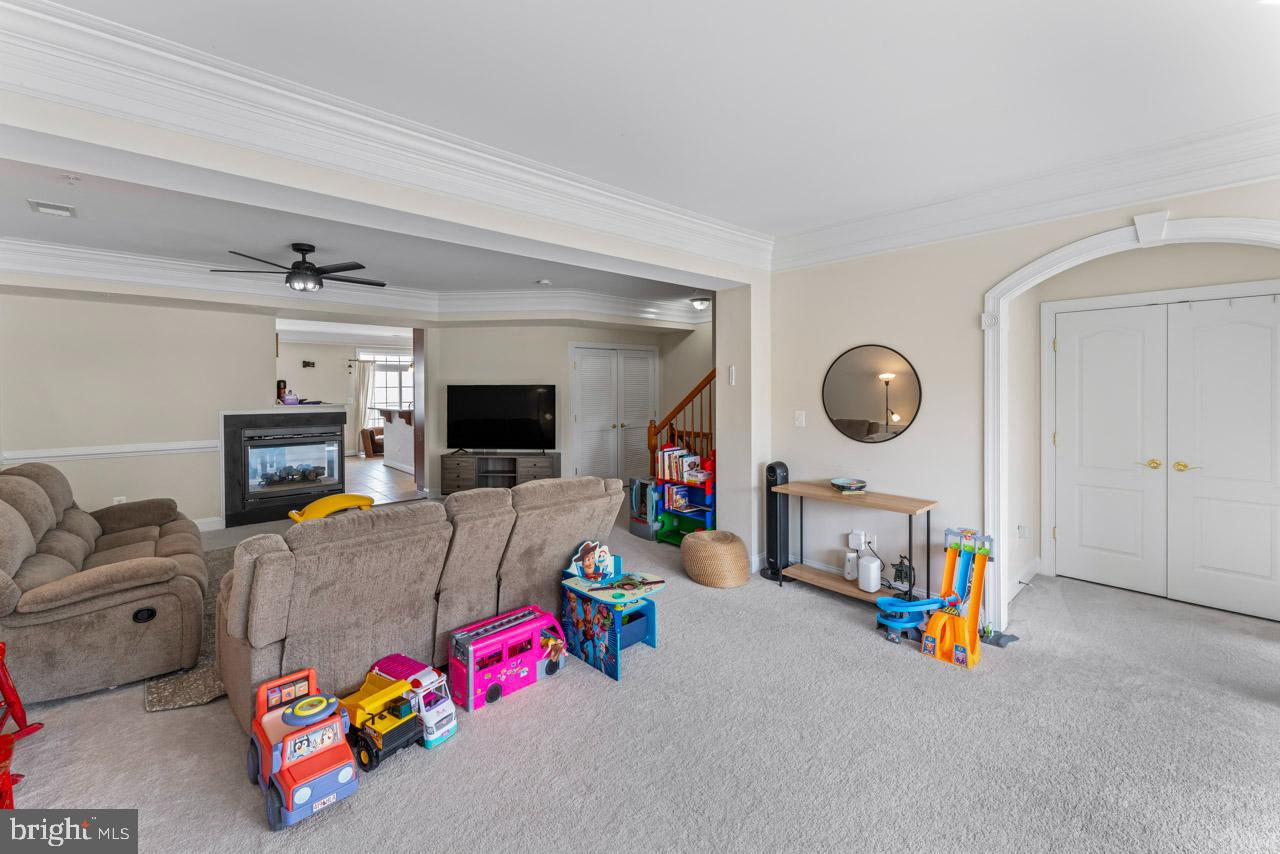 14853 CLOVERDALE RD, WOODBRIDGE, Virginia 22193, 3 Bedrooms Bedrooms, ,2 BathroomsBathrooms,Residential,For sale,14853 CLOVERDALE RD,VAPW2092606 MLS # VAPW2092606