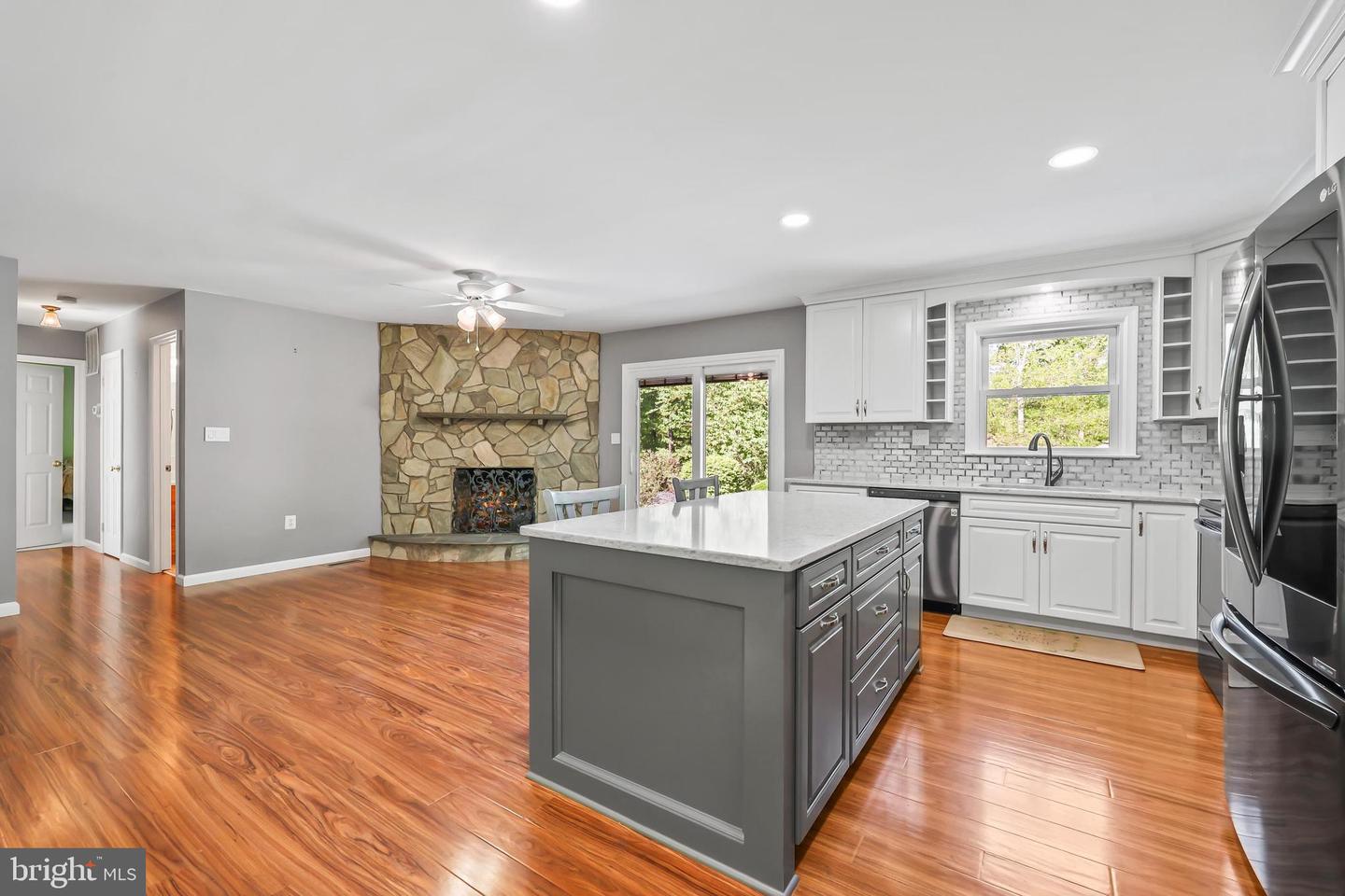 13430 CARRIAGE HILL DR, MANASSAS, Virginia 20112, 4 Bedrooms Bedrooms, ,3 BathroomsBathrooms,Residential,For sale,13430 CARRIAGE HILL DR,VAPW2092612 MLS # VAPW2092612