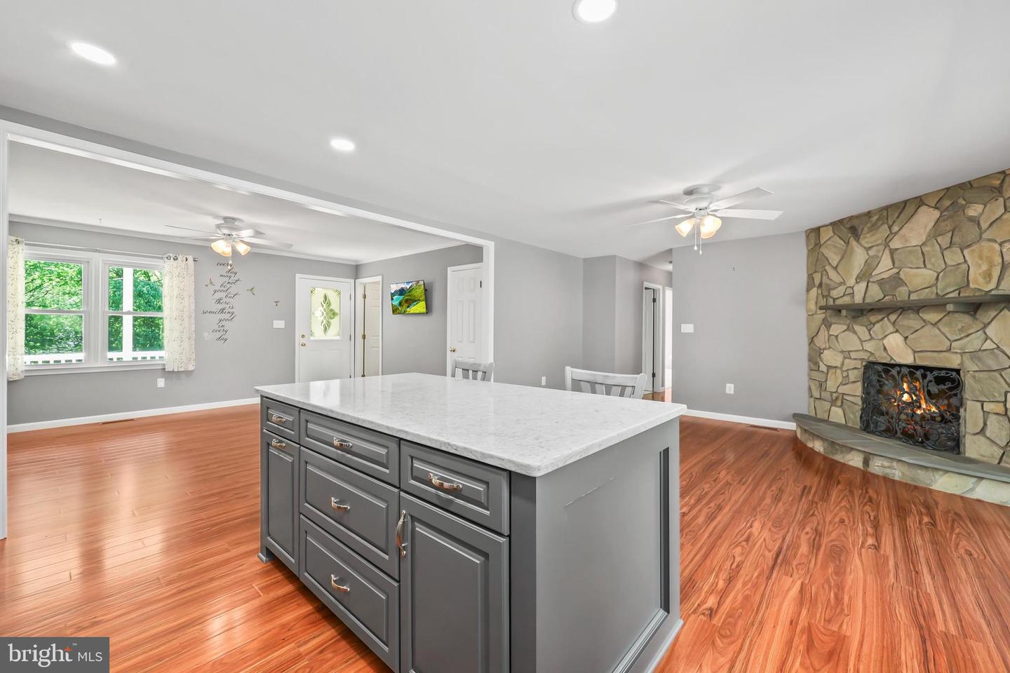 13430 CARRIAGE HILL DR, MANASSAS, Virginia 20112, 4 Bedrooms Bedrooms, ,3 BathroomsBathrooms,Residential,For sale,13430 CARRIAGE HILL DR,VAPW2092612 MLS # VAPW2092612