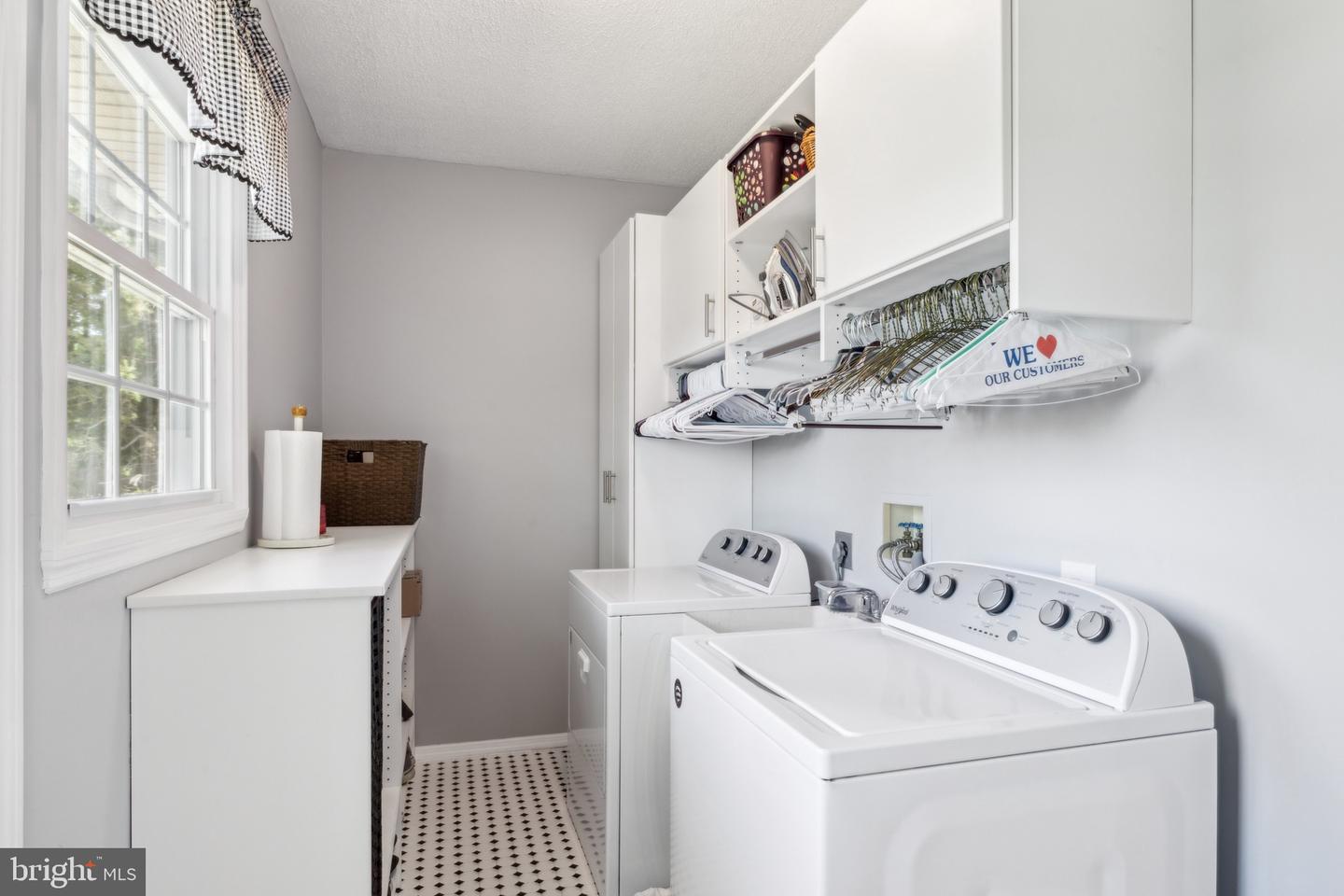 12394 ANCHOR CT, WOODBRIDGE, Virginia 22192, 4 Bedrooms Bedrooms, 10 Rooms Rooms,2 BathroomsBathrooms,Residential,For sale,12394 ANCHOR CT,VAPW2092616 MLS # VAPW2092616