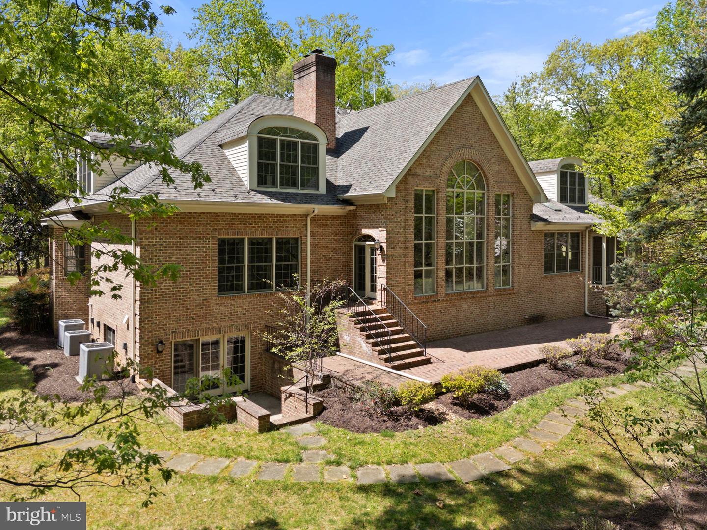 8363 S CREEDMORE SOUTH DR, WARRENTON, Virginia 20187, 3 Bedrooms Bedrooms, ,4 BathroomsBathrooms,Residential,For sale,8363 S CREEDMORE SOUTH DR,VAFQ2016352 MLS # VAFQ2016352