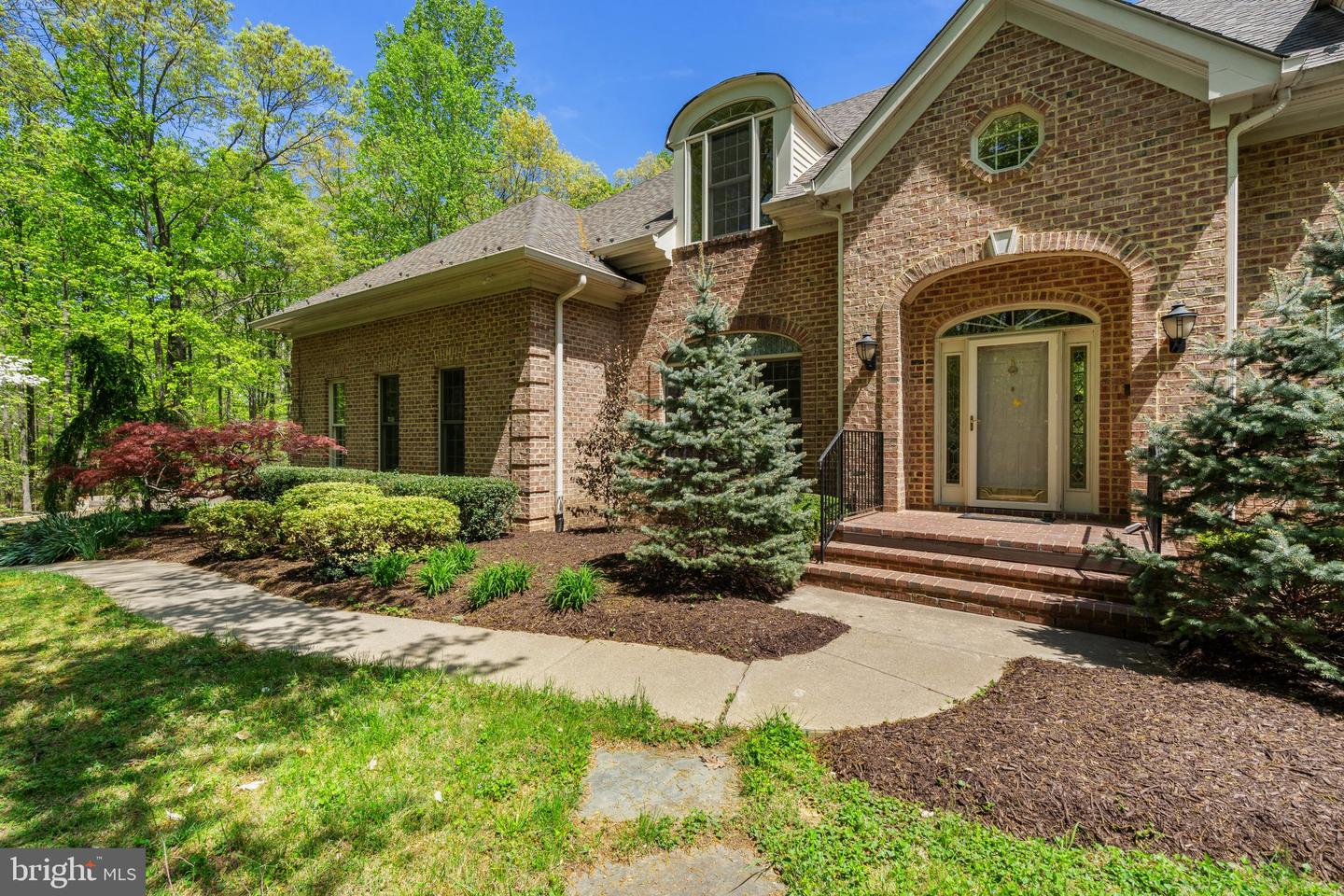 8363 S CREEDMORE SOUTH DR, WARRENTON, Virginia 20187, 3 Bedrooms Bedrooms, ,4 BathroomsBathrooms,Residential,For sale,8363 S CREEDMORE SOUTH DR,VAFQ2016352 MLS # VAFQ2016352