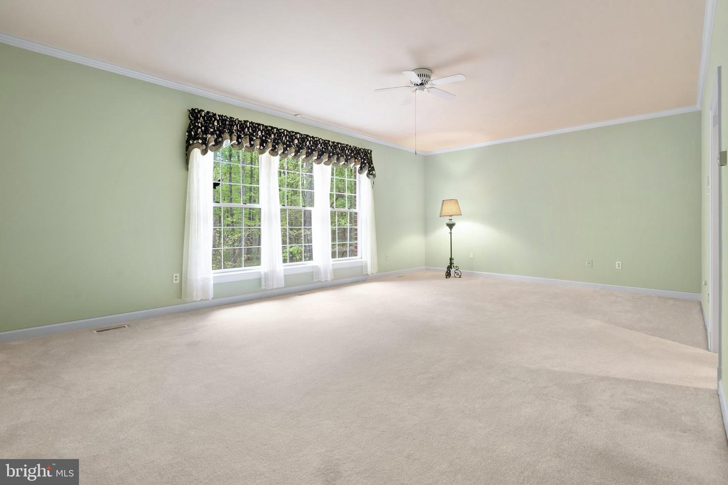 8363 S CREEDMORE SOUTH DR, WARRENTON, Virginia 20187, 3 Bedrooms Bedrooms, ,4 BathroomsBathrooms,Residential,For sale,8363 S CREEDMORE SOUTH DR,VAFQ2016352 MLS # VAFQ2016352
