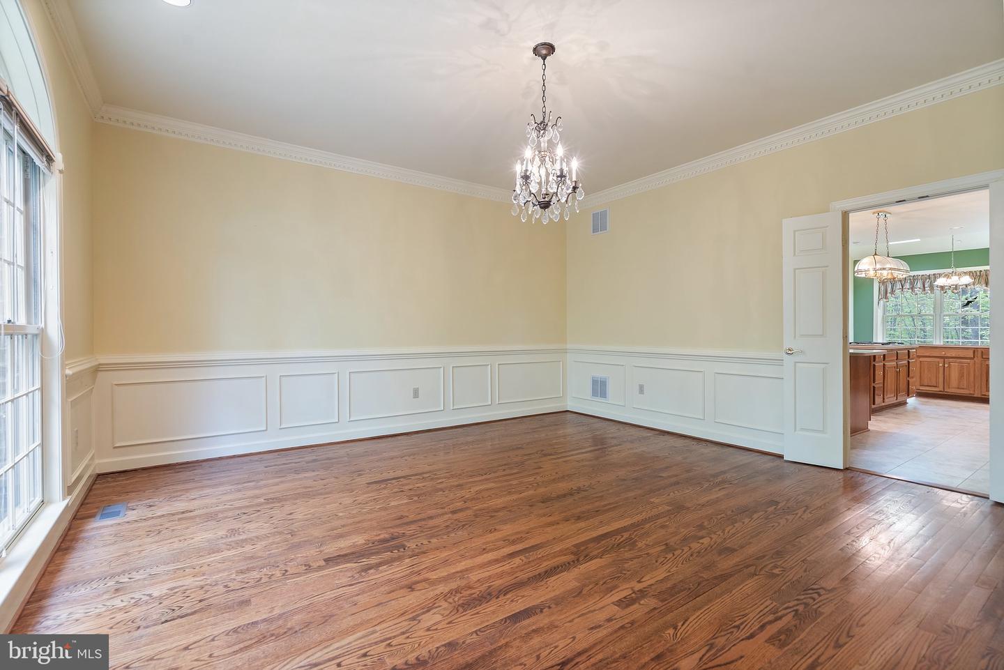 8363 S CREEDMORE SOUTH DR, WARRENTON, Virginia 20187, 3 Bedrooms Bedrooms, ,4 BathroomsBathrooms,Residential,For sale,8363 S CREEDMORE SOUTH DR,VAFQ2016352 MLS # VAFQ2016352