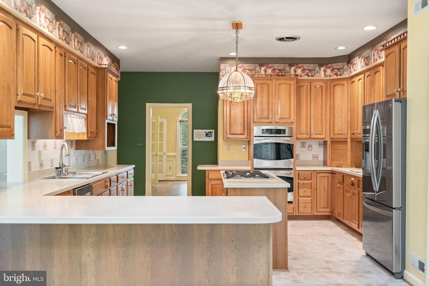 8363 S CREEDMORE SOUTH DR, WARRENTON, Virginia 20187, 3 Bedrooms Bedrooms, ,4 BathroomsBathrooms,Residential,For sale,8363 S CREEDMORE SOUTH DR,VAFQ2016352 MLS # VAFQ2016352