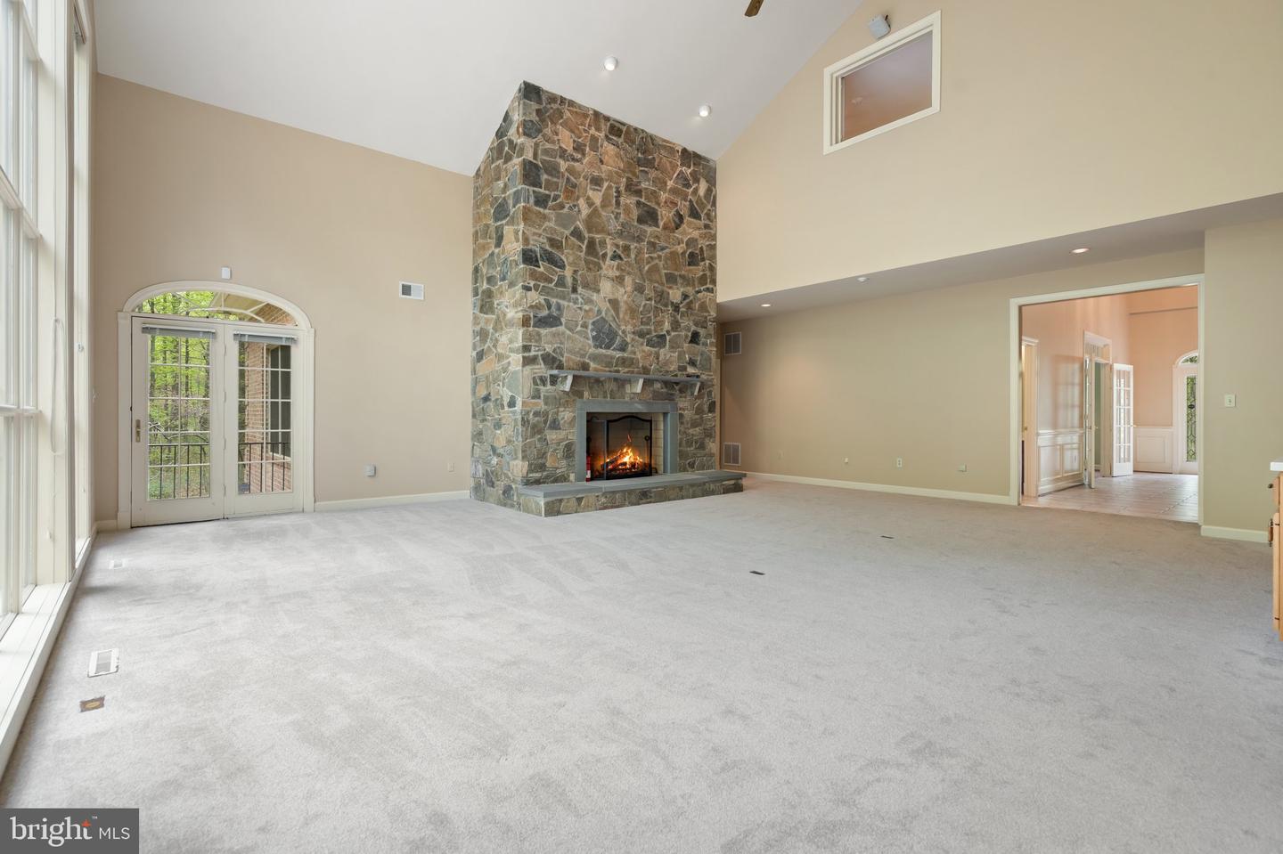 8363 S CREEDMORE SOUTH DR, WARRENTON, Virginia 20187, 3 Bedrooms Bedrooms, ,4 BathroomsBathrooms,Residential,For sale,8363 S CREEDMORE SOUTH DR,VAFQ2016352 MLS # VAFQ2016352