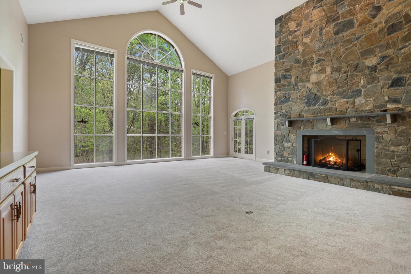 8363 S CREEDMORE SOUTH DR, WARRENTON, Virginia 20187, 3 Bedrooms Bedrooms, ,4 BathroomsBathrooms,Residential,For sale,8363 S CREEDMORE SOUTH DR,VAFQ2016352 MLS # VAFQ2016352