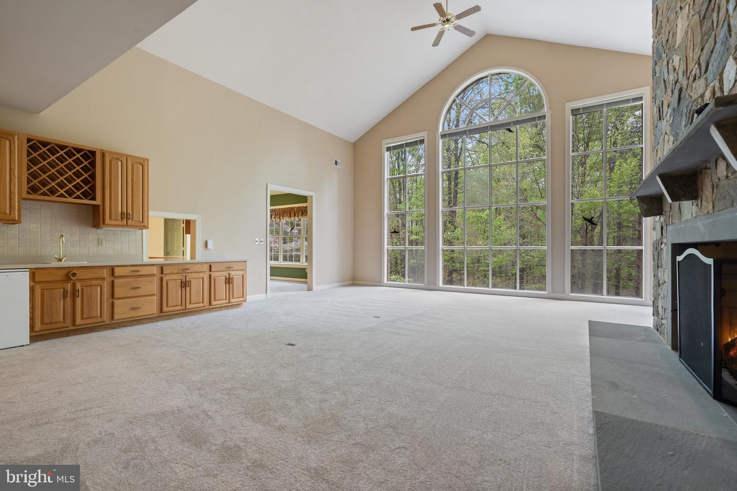 8363 S CREEDMORE SOUTH DR, WARRENTON, Virginia 20187, 3 Bedrooms Bedrooms, ,4 BathroomsBathrooms,Residential,For sale,8363 S CREEDMORE SOUTH DR,VAFQ2016352 MLS # VAFQ2016352