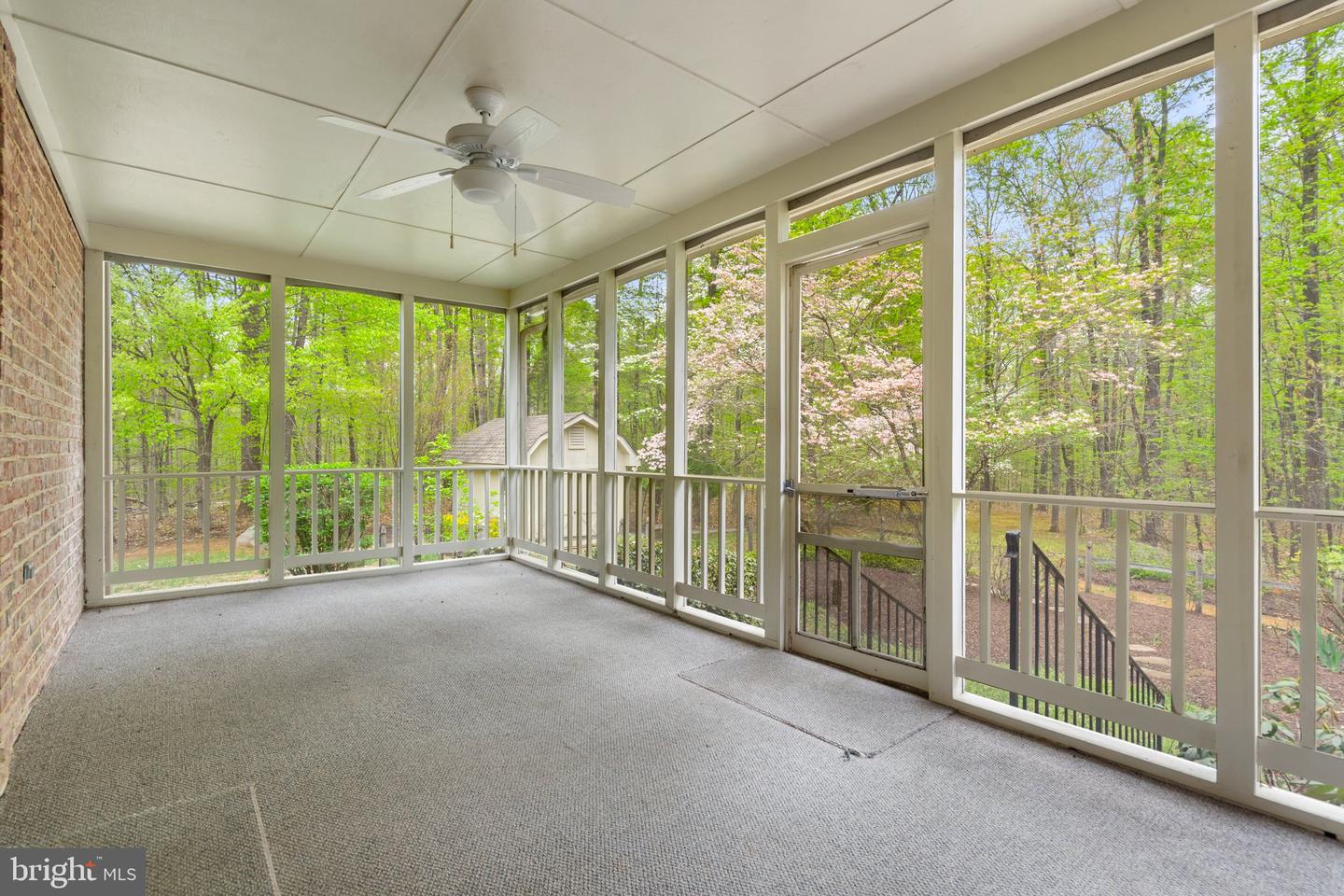8363 S CREEDMORE SOUTH DR, WARRENTON, Virginia 20187, 3 Bedrooms Bedrooms, ,4 BathroomsBathrooms,Residential,For sale,8363 S CREEDMORE SOUTH DR,VAFQ2016352 MLS # VAFQ2016352