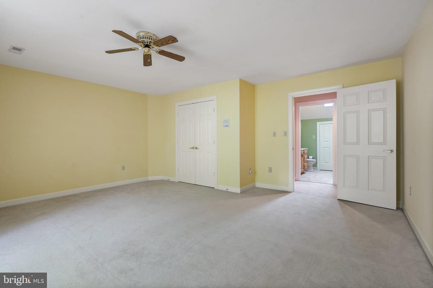 8363 S CREEDMORE SOUTH DR, WARRENTON, Virginia 20187, 3 Bedrooms Bedrooms, ,4 BathroomsBathrooms,Residential,For sale,8363 S CREEDMORE SOUTH DR,VAFQ2016352 MLS # VAFQ2016352