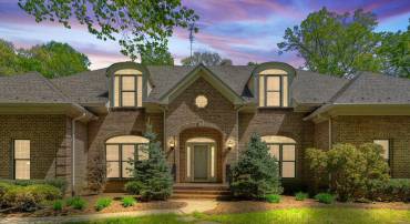 8363 S CREEDMORE SOUTH DR, WARRENTON, Virginia 20187, 3 Bedrooms Bedrooms, ,4 BathroomsBathrooms,Residential,For sale,8363 S CREEDMORE SOUTH DR,VAFQ2016352 MLS # VAFQ2016352