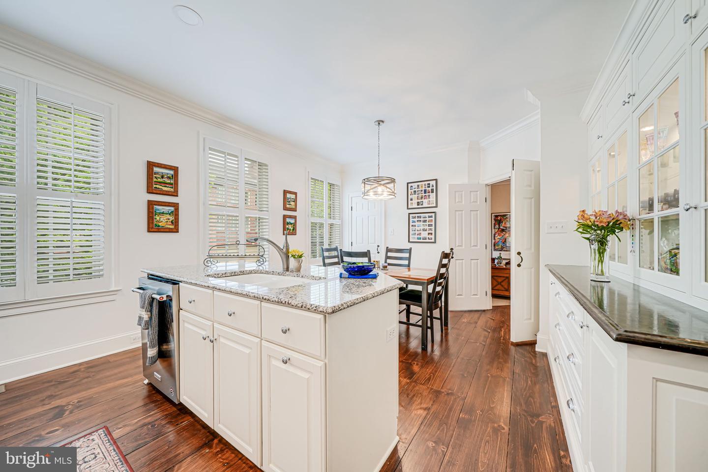2024 MAYFAIR MCLEAN CT, FALLS CHURCH, Virginia 22043, 3 Bedrooms Bedrooms, ,2 BathroomsBathrooms,Residential,For sale,2024 MAYFAIR MCLEAN CT,VAFX2235844 MLS # VAFX2235844