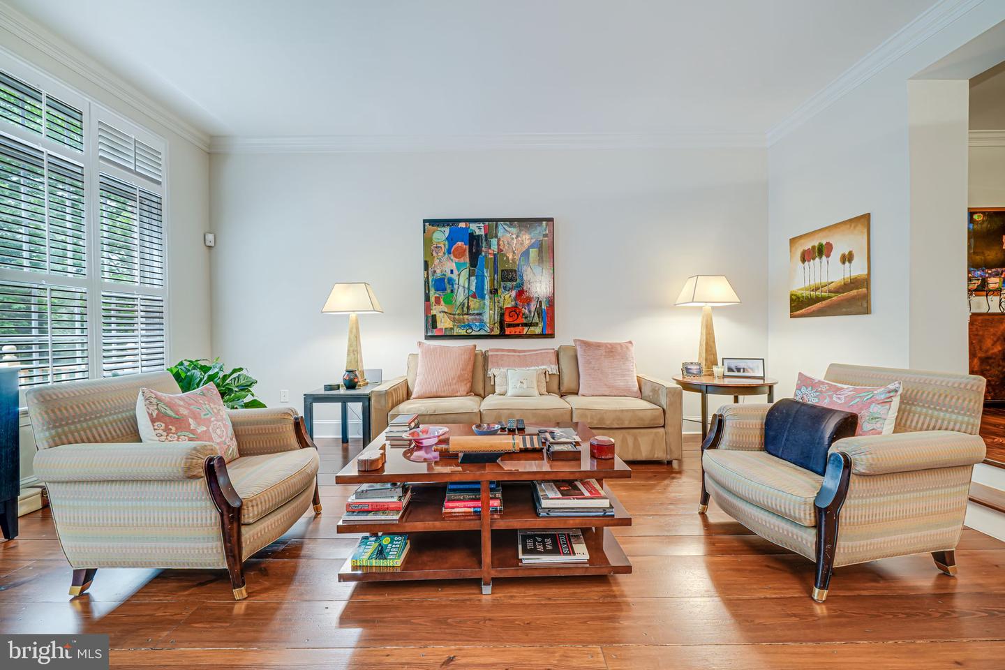 2024 MAYFAIR MCLEAN CT, FALLS CHURCH, Virginia 22043, 3 Bedrooms Bedrooms, ,2 BathroomsBathrooms,Residential,For sale,2024 MAYFAIR MCLEAN CT,VAFX2235844 MLS # VAFX2235844