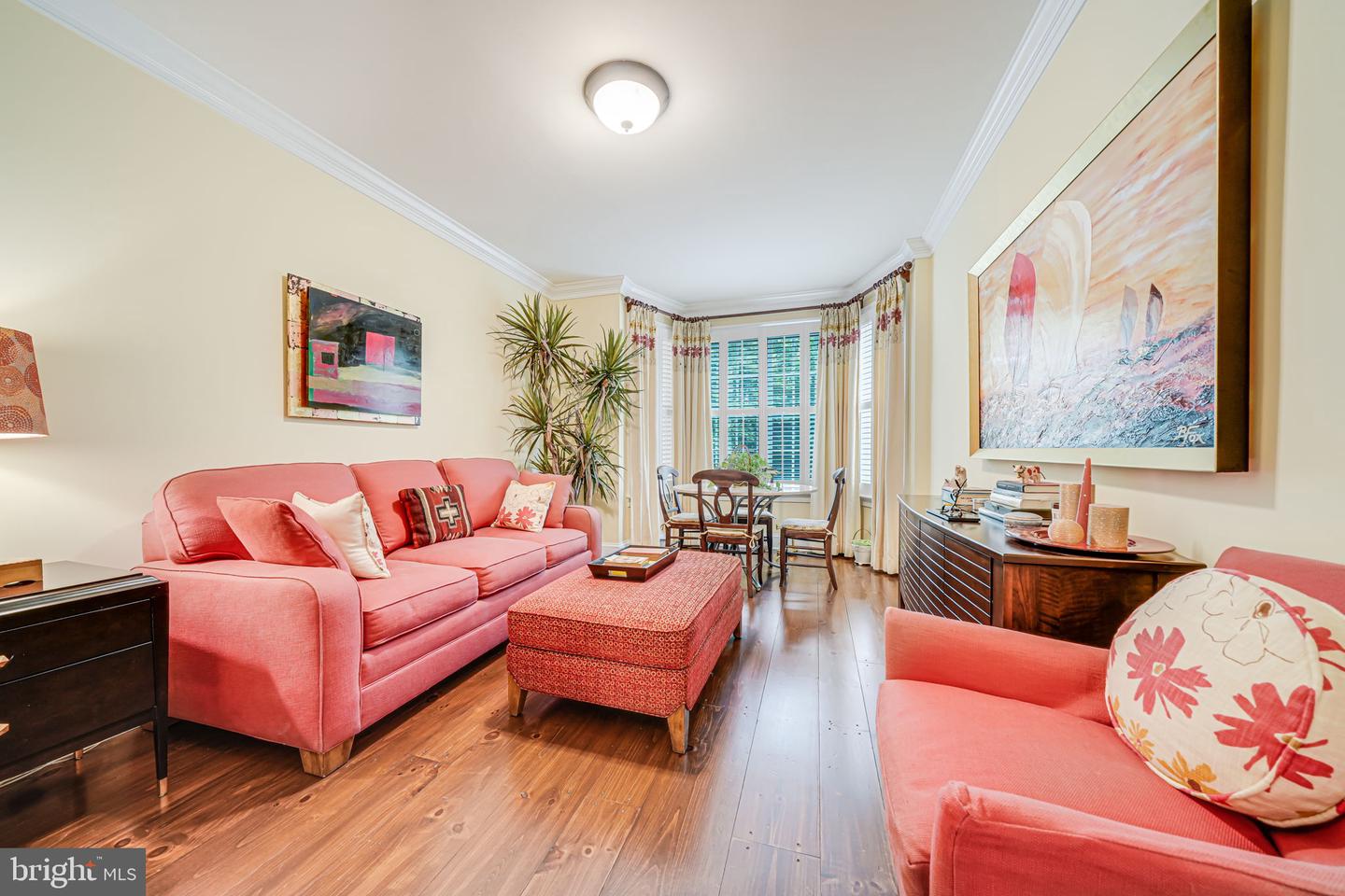 2024 MAYFAIR MCLEAN CT, FALLS CHURCH, Virginia 22043, 3 Bedrooms Bedrooms, ,2 BathroomsBathrooms,Residential,For sale,2024 MAYFAIR MCLEAN CT,VAFX2235844 MLS # VAFX2235844