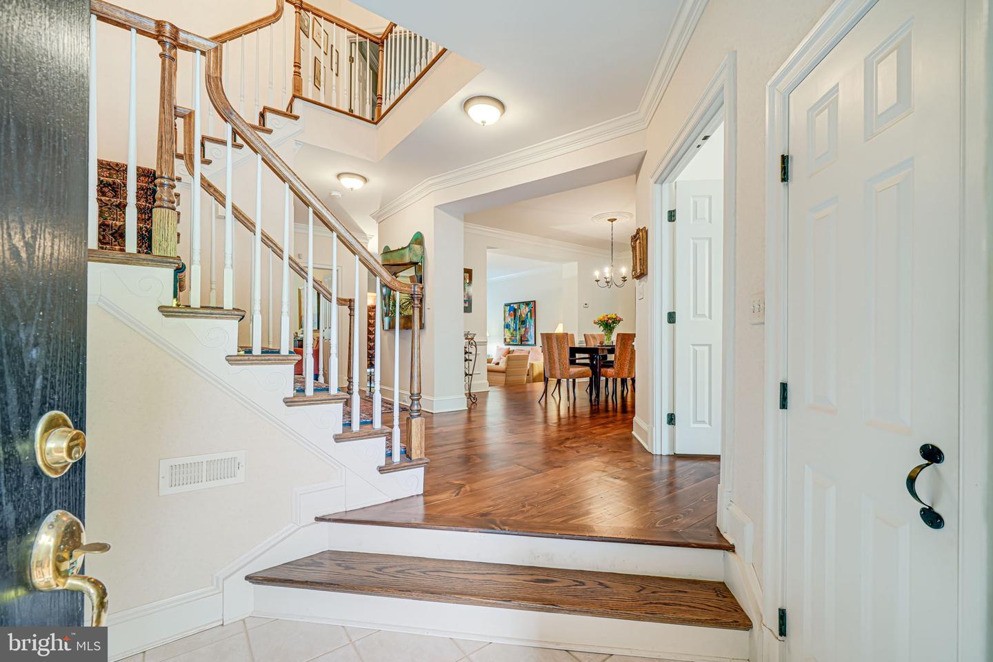 2024 MAYFAIR MCLEAN CT, FALLS CHURCH, Virginia 22043, 3 Bedrooms Bedrooms, ,2 BathroomsBathrooms,Residential,For sale,2024 MAYFAIR MCLEAN CT,VAFX2235844 MLS # VAFX2235844