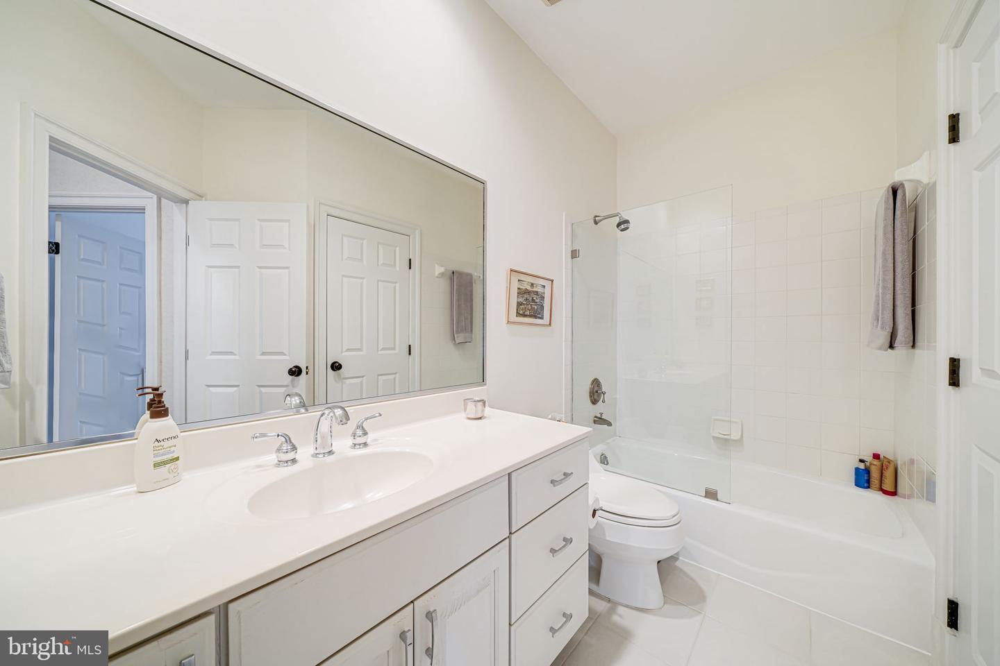 2024 MAYFAIR MCLEAN CT, FALLS CHURCH, Virginia 22043, 3 Bedrooms Bedrooms, ,2 BathroomsBathrooms,Residential,For sale,2024 MAYFAIR MCLEAN CT,VAFX2235844 MLS # VAFX2235844