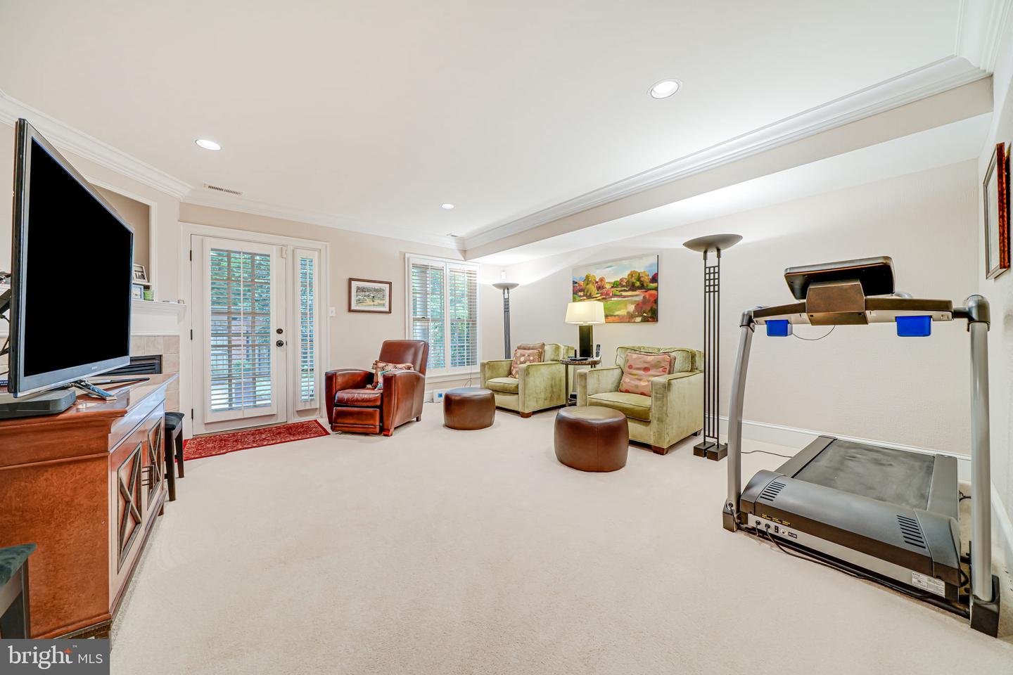 2024 MAYFAIR MCLEAN CT, FALLS CHURCH, Virginia 22043, 3 Bedrooms Bedrooms, ,2 BathroomsBathrooms,Residential,For sale,2024 MAYFAIR MCLEAN CT,VAFX2235844 MLS # VAFX2235844