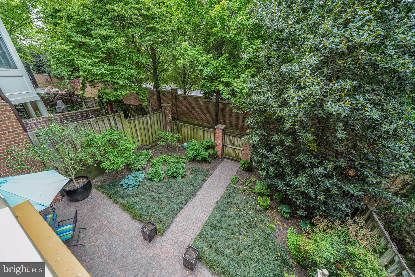 2024 MAYFAIR MCLEAN CT, FALLS CHURCH, Virginia 22043, 3 Bedrooms Bedrooms, ,2 BathroomsBathrooms,Residential,For sale,2024 MAYFAIR MCLEAN CT,VAFX2235844 MLS # VAFX2235844