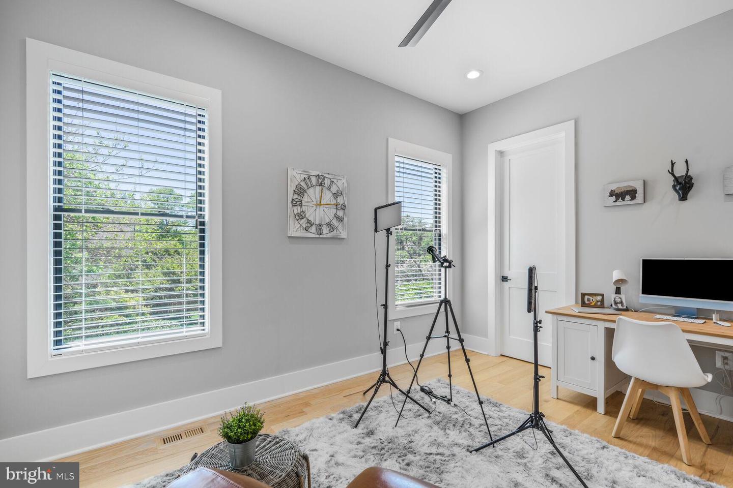 2600 3RD ST N, ARLINGTON, Virginia 22201, 6 Bedrooms Bedrooms, ,6 BathroomsBathrooms,Residential,For sale,2600 3RD ST N,VAAR2056382 MLS # VAAR2056382