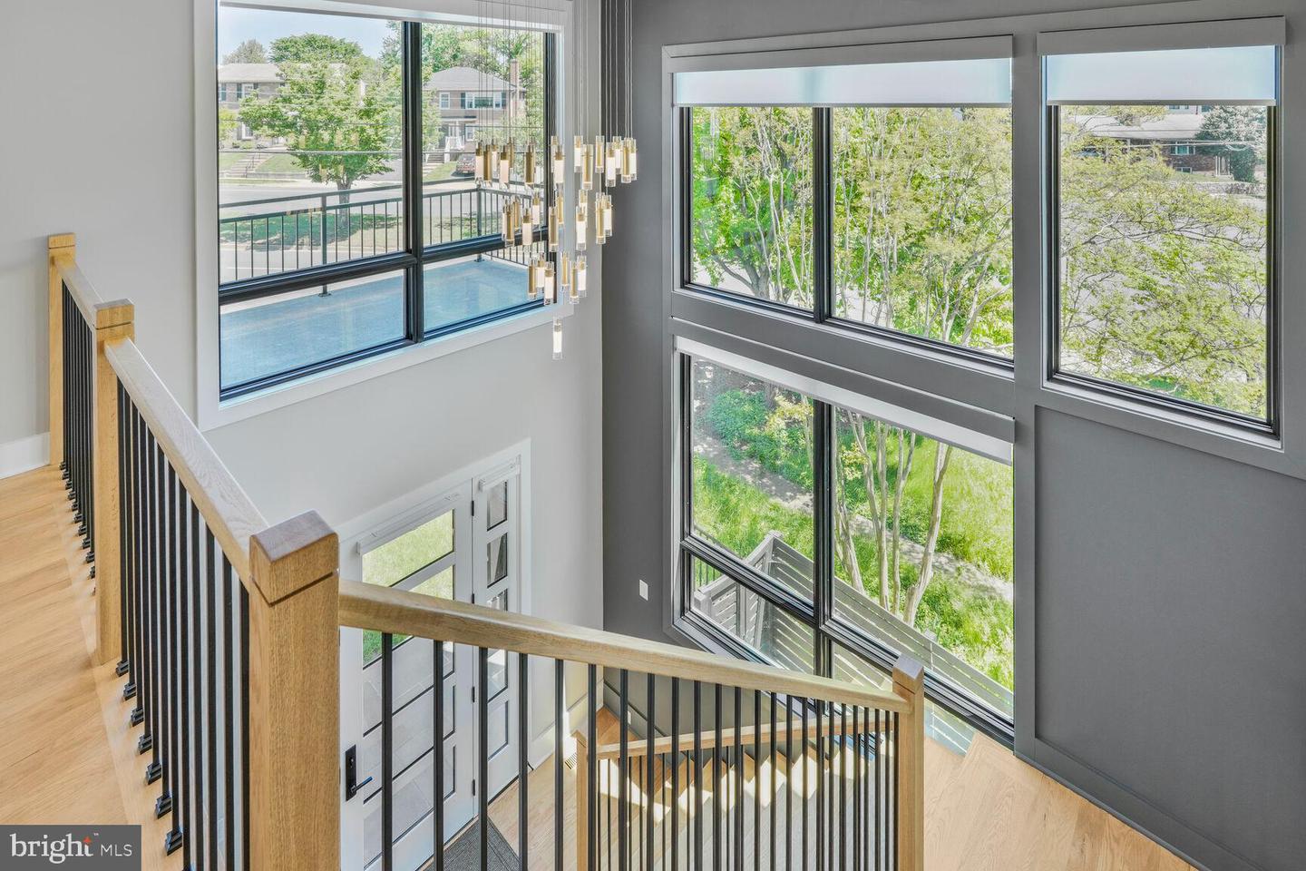 2600 3RD ST N, ARLINGTON, Virginia 22201, 6 Bedrooms Bedrooms, ,6 BathroomsBathrooms,Residential,For sale,2600 3RD ST N,VAAR2056382 MLS # VAAR2056382