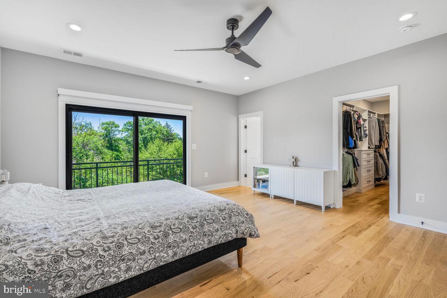 2600 3RD ST N, ARLINGTON, Virginia 22201, 6 Bedrooms Bedrooms, ,6 BathroomsBathrooms,Residential,For sale,2600 3RD ST N,VAAR2056382 MLS # VAAR2056382