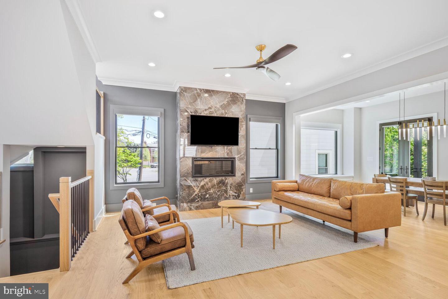 2600 3RD ST N, ARLINGTON, Virginia 22201, 6 Bedrooms Bedrooms, ,6 BathroomsBathrooms,Residential,For sale,2600 3RD ST N,VAAR2056382 MLS # VAAR2056382