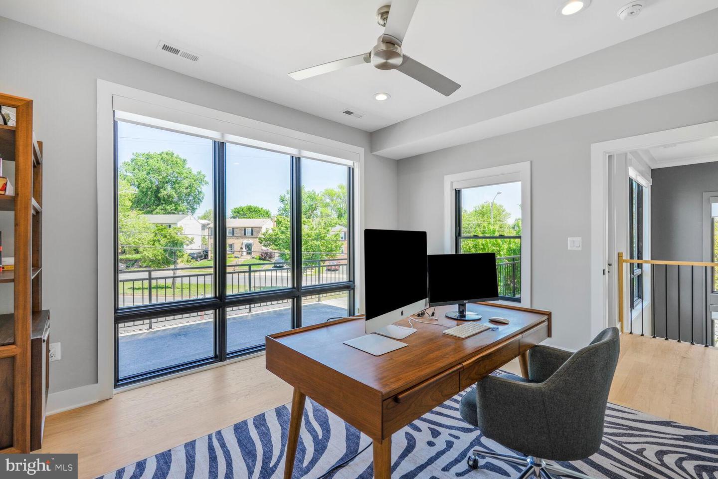 2600 3RD ST N, ARLINGTON, Virginia 22201, 6 Bedrooms Bedrooms, ,6 BathroomsBathrooms,Residential,For sale,2600 3RD ST N,VAAR2056382 MLS # VAAR2056382