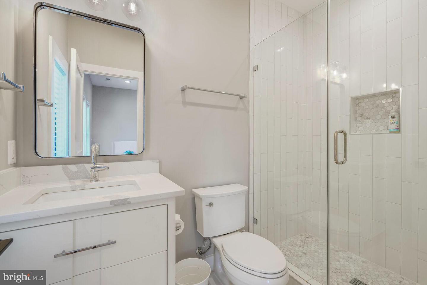2600 3RD ST N, ARLINGTON, Virginia 22201, 6 Bedrooms Bedrooms, ,6 BathroomsBathrooms,Residential,For sale,2600 3RD ST N,VAAR2056382 MLS # VAAR2056382