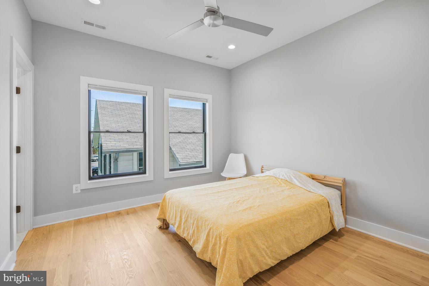 2600 3RD ST N, ARLINGTON, Virginia 22201, 6 Bedrooms Bedrooms, ,6 BathroomsBathrooms,Residential,For sale,2600 3RD ST N,VAAR2056382 MLS # VAAR2056382