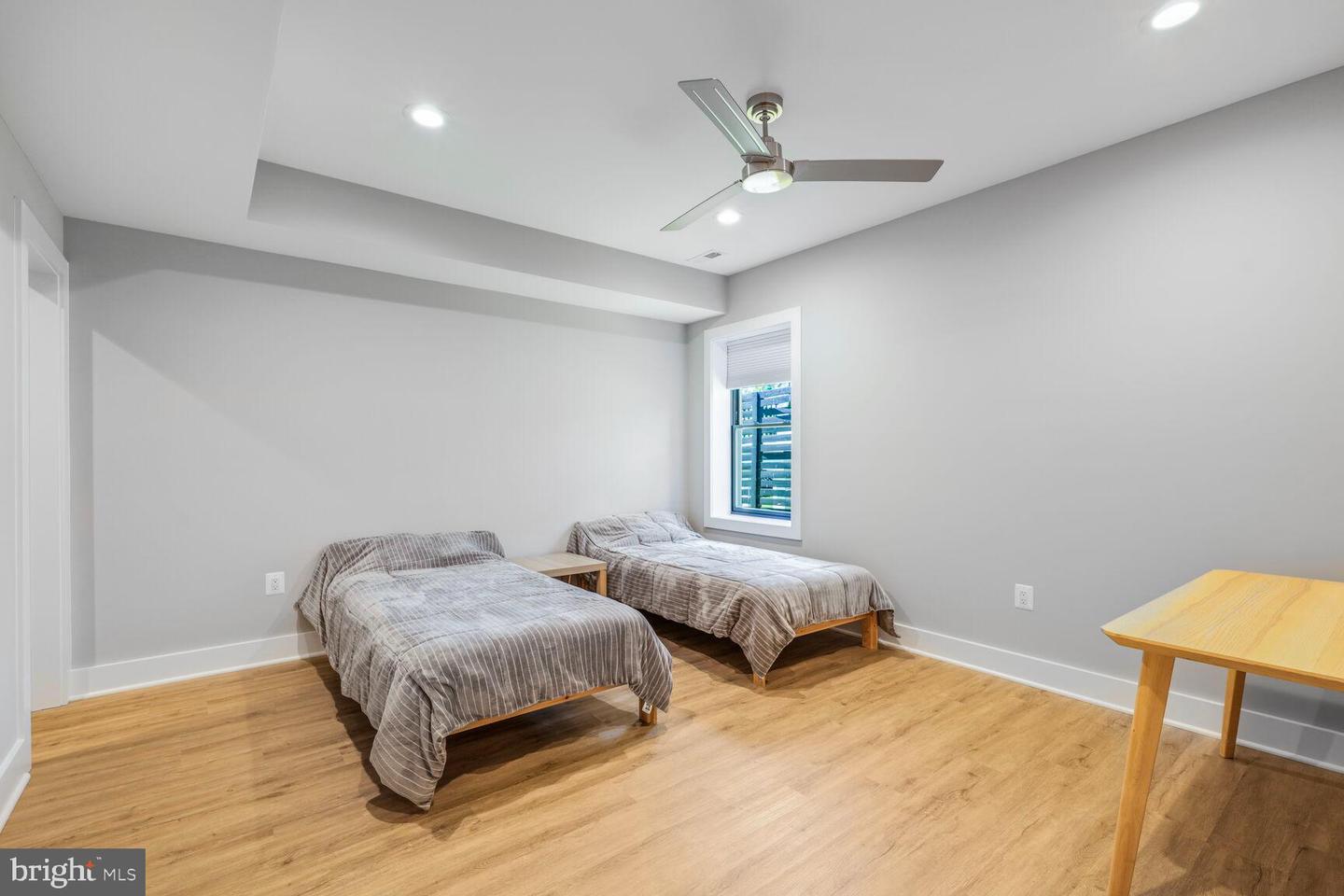 2600 3RD ST N, ARLINGTON, Virginia 22201, 6 Bedrooms Bedrooms, ,6 BathroomsBathrooms,Residential,For sale,2600 3RD ST N,VAAR2056382 MLS # VAAR2056382