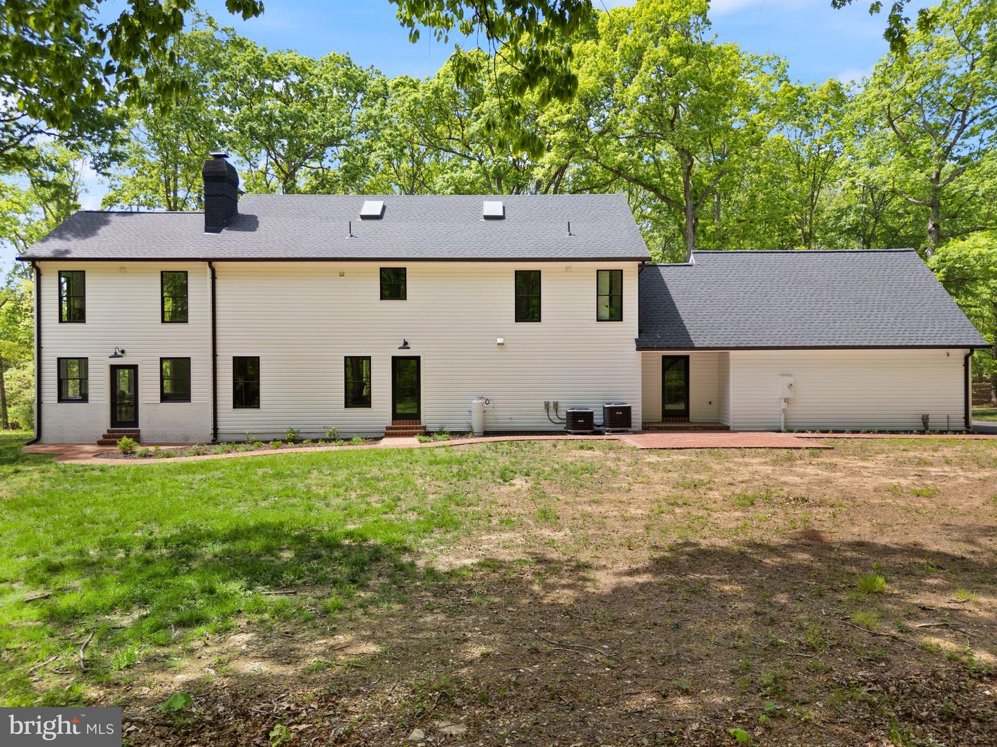 4057 GOLDMINE RD, GOLDVEIN, Virginia 22720, 4 Bedrooms Bedrooms, 10 Rooms Rooms,4 BathroomsBathrooms,Residential,For sale,4057 GOLDMINE RD,VAFQ2016354 MLS # VAFQ2016354