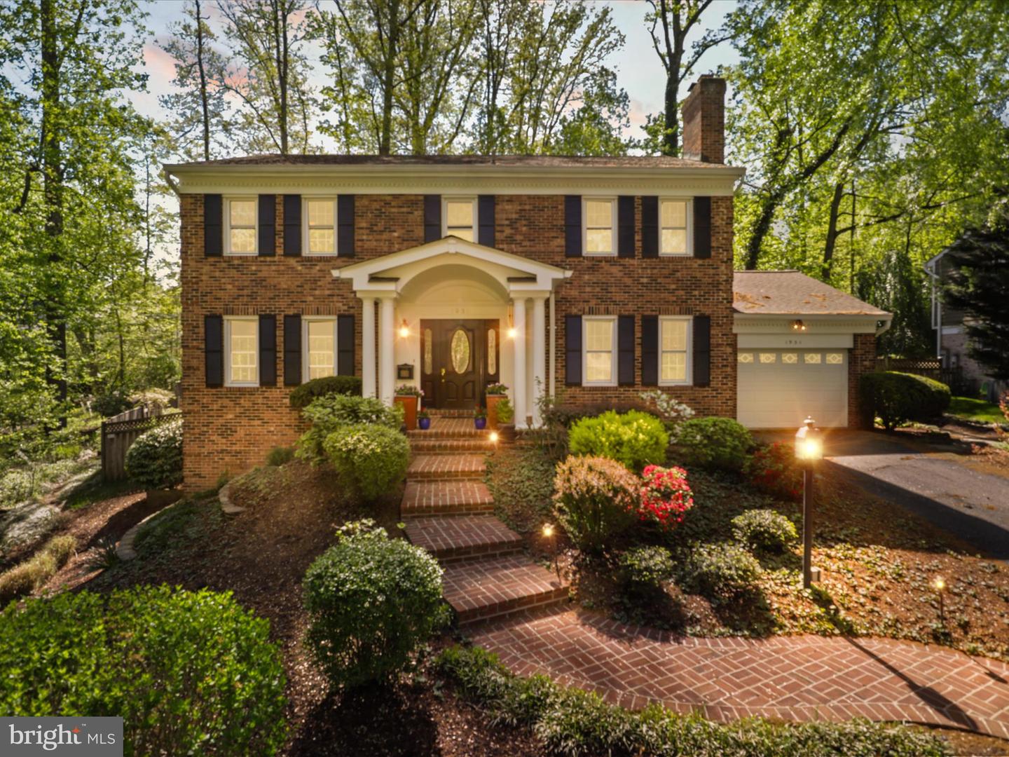 1931 RHODE ISLAND AVE, MCLEAN, Virginia 22101, 4 Bedrooms Bedrooms, ,2 BathroomsBathrooms,Residential,For sale,1931 RHODE ISLAND AVE,VAFX2235926 MLS # VAFX2235926