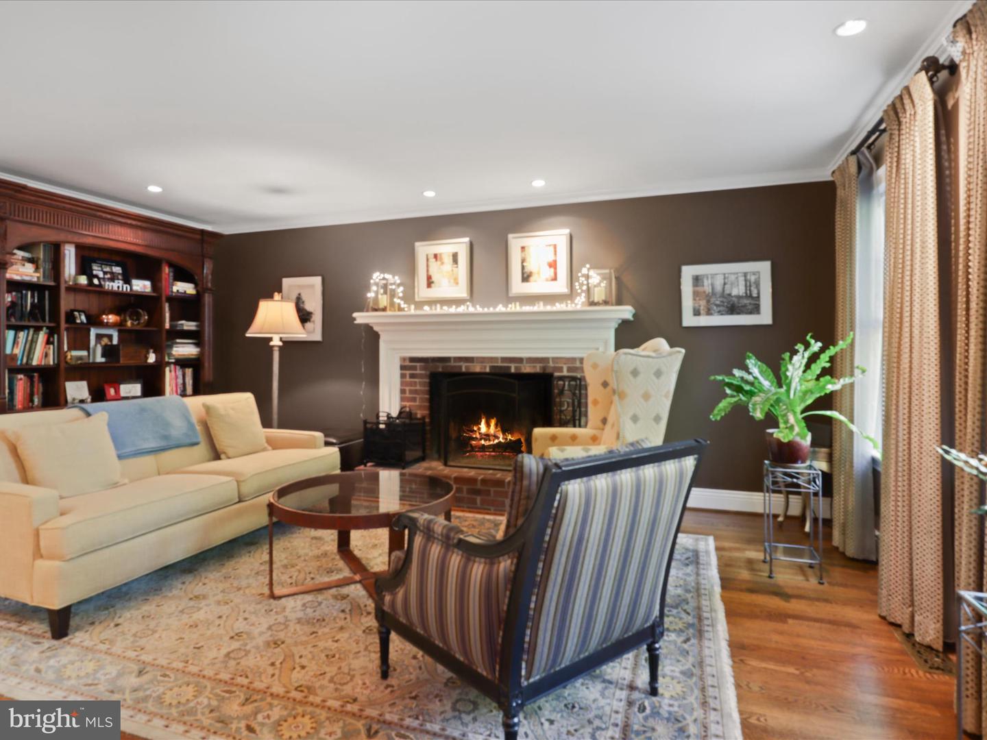 1931 RHODE ISLAND AVE, MCLEAN, Virginia 22101, 4 Bedrooms Bedrooms, ,2 BathroomsBathrooms,Residential,For sale,1931 RHODE ISLAND AVE,VAFX2235926 MLS # VAFX2235926