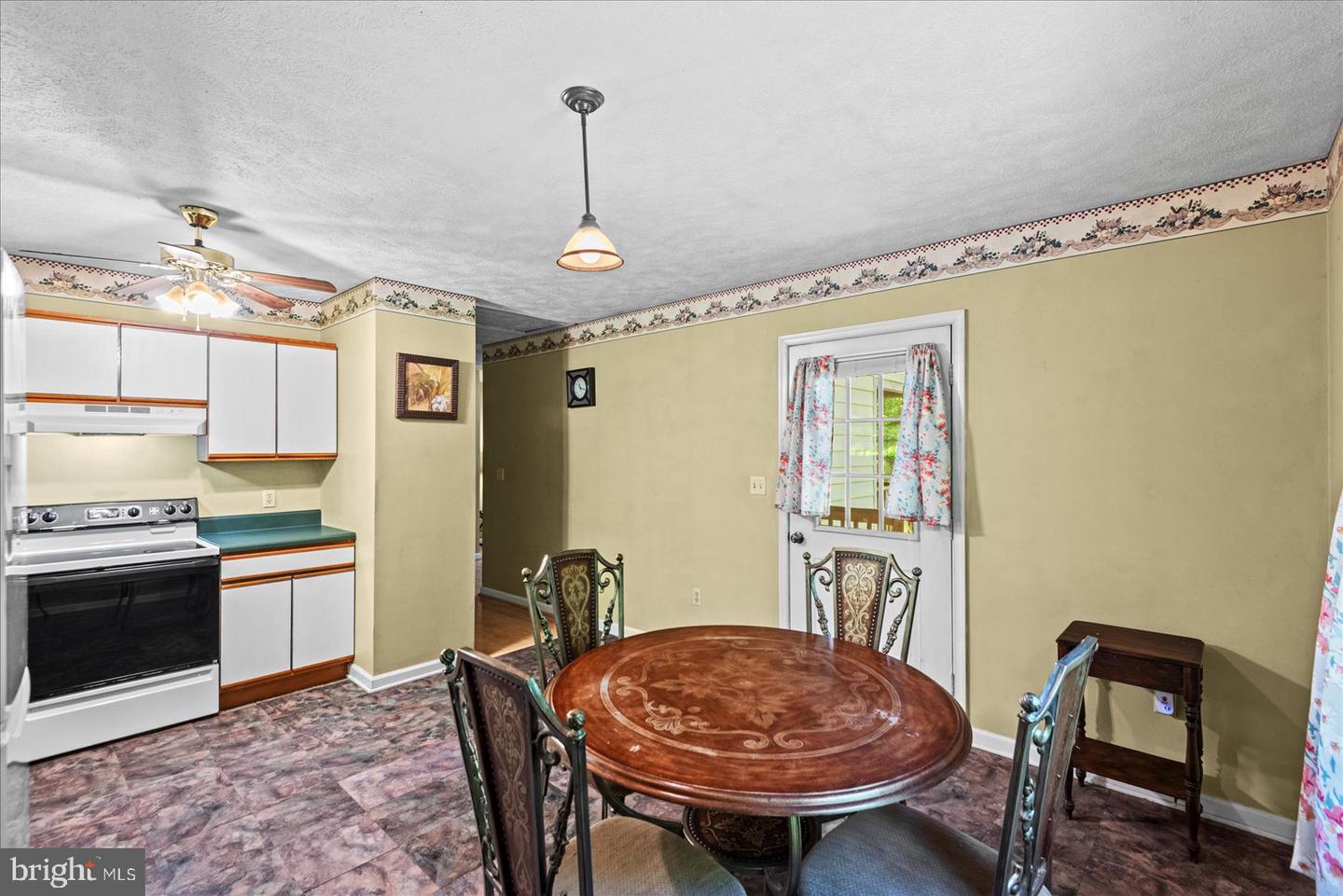 54 COURTHOUSE MOUNTAIN RD, MADISON, Virginia 22727, 3 Bedrooms Bedrooms, 7 Rooms Rooms,2 BathroomsBathrooms,Residential,For sale,54 COURTHOUSE MOUNTAIN RD,VAMA2002194 MLS # VAMA2002194