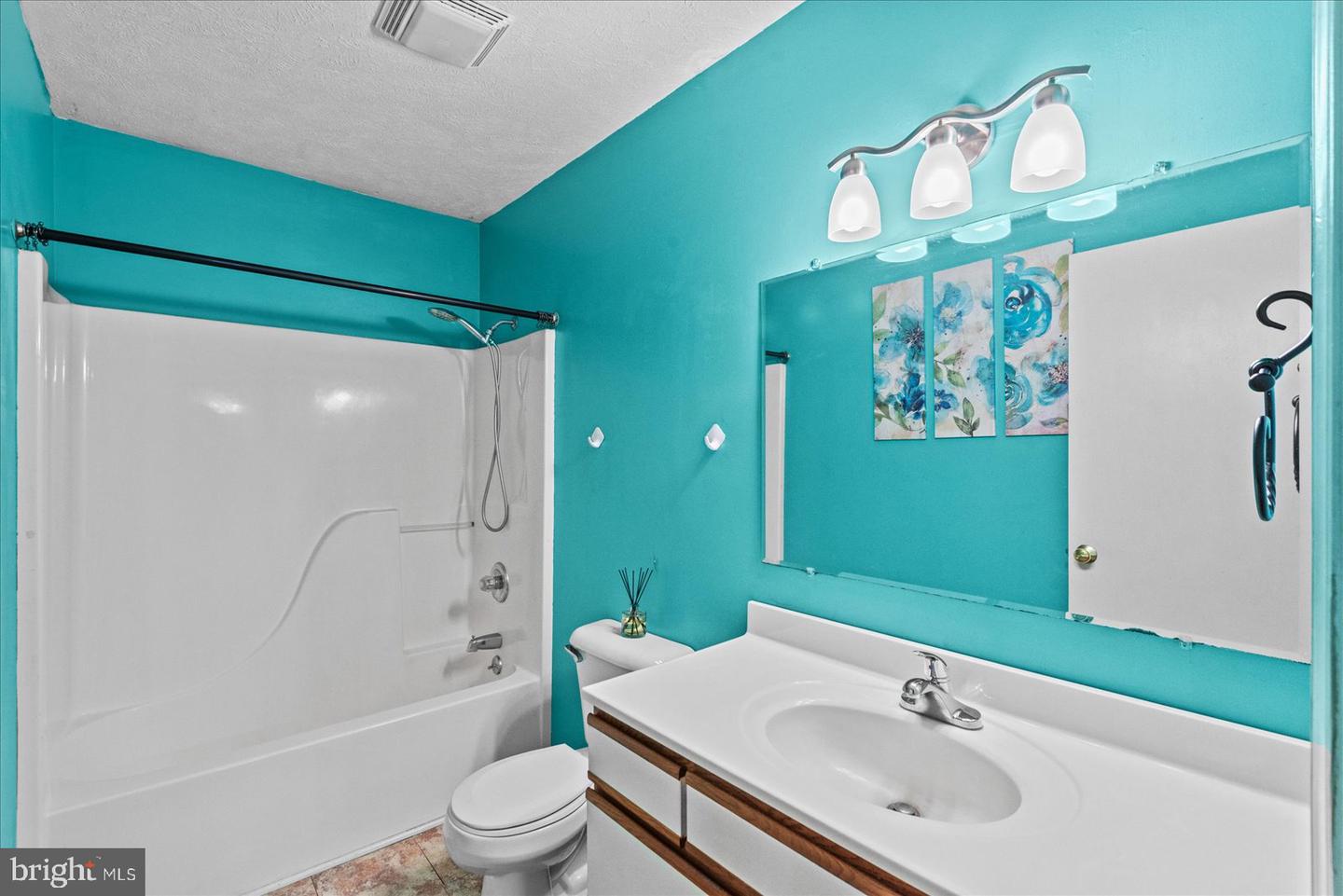 54 COURTHOUSE MOUNTAIN RD, MADISON, Virginia 22727, 3 Bedrooms Bedrooms, 7 Rooms Rooms,2 BathroomsBathrooms,Residential,For sale,54 COURTHOUSE MOUNTAIN RD,VAMA2002194 MLS # VAMA2002194