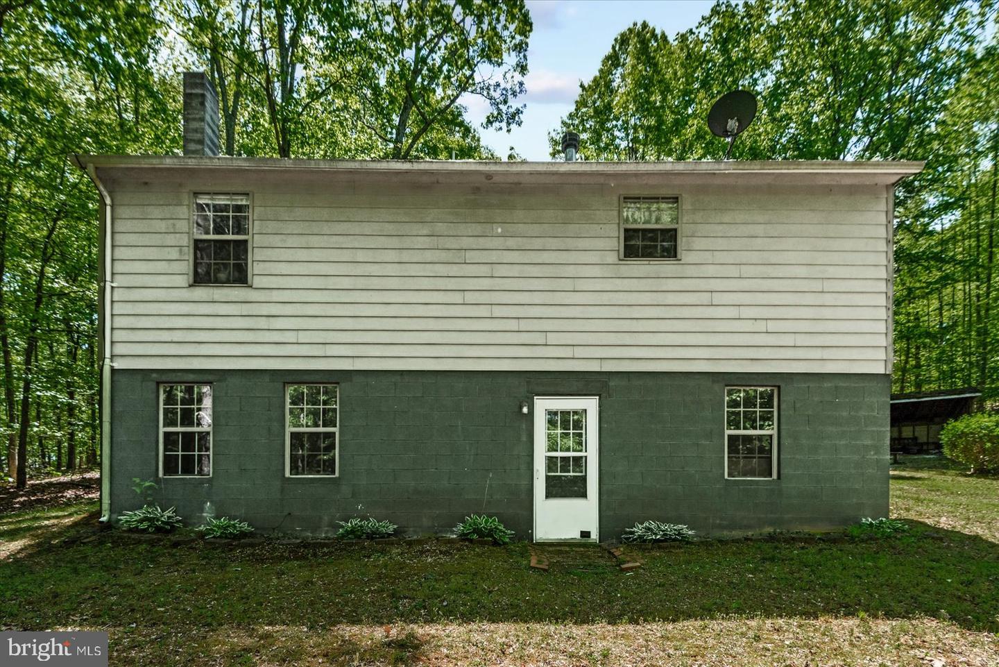 54 COURTHOUSE MOUNTAIN RD, MADISON, Virginia 22727, 3 Bedrooms Bedrooms, 7 Rooms Rooms,2 BathroomsBathrooms,Residential,For sale,54 COURTHOUSE MOUNTAIN RD,VAMA2002194 MLS # VAMA2002194