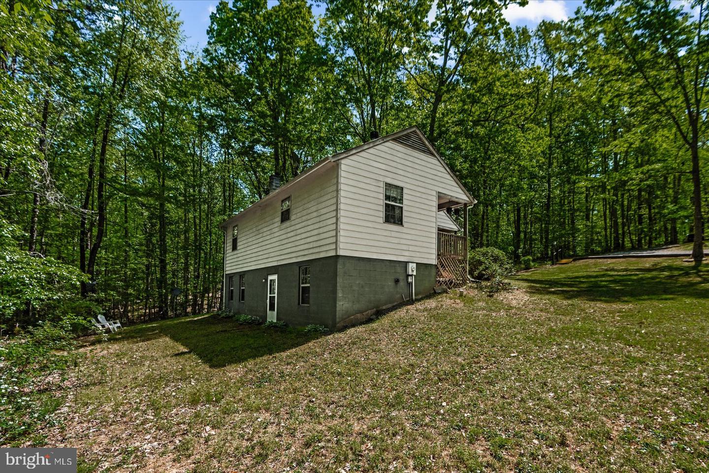 54 COURTHOUSE MOUNTAIN RD, MADISON, Virginia 22727, 3 Bedrooms Bedrooms, 7 Rooms Rooms,2 BathroomsBathrooms,Residential,For sale,54 COURTHOUSE MOUNTAIN RD,VAMA2002194 MLS # VAMA2002194