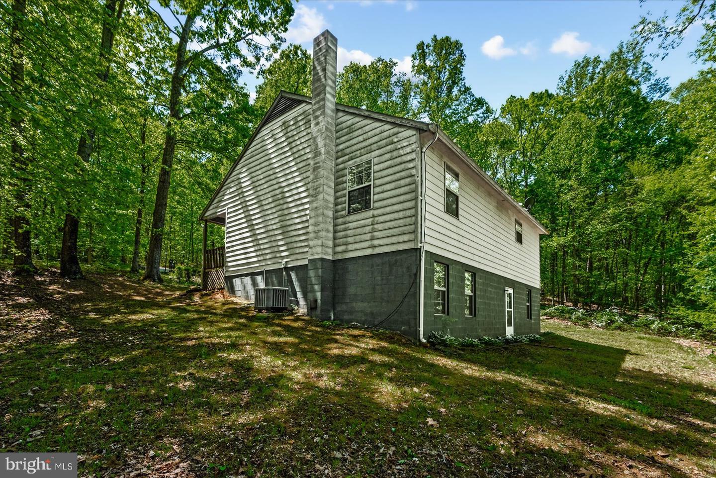 54 COURTHOUSE MOUNTAIN RD, MADISON, Virginia 22727, 3 Bedrooms Bedrooms, 7 Rooms Rooms,2 BathroomsBathrooms,Residential,For sale,54 COURTHOUSE MOUNTAIN RD,VAMA2002194 MLS # VAMA2002194
