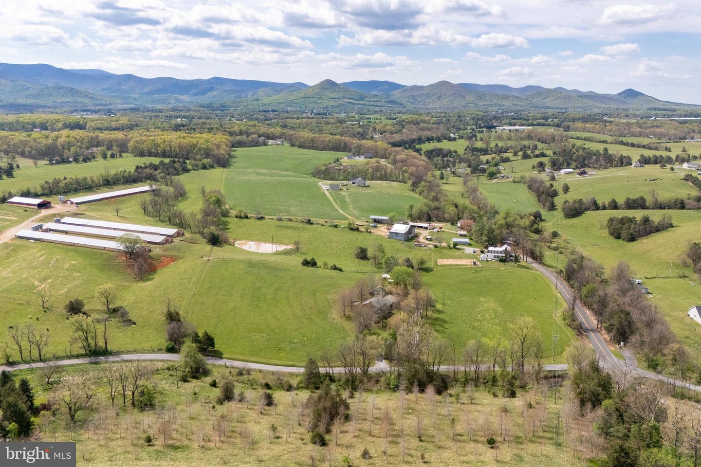 1699 MILL CREEK CROSSROADS, LURAY, Virginia 22835, 3 Bedrooms Bedrooms, ,2 BathroomsBathrooms,Residential,For sale,1699 MILL CREEK CROSSROADS,VAPA2004824 MLS # VAPA2004824