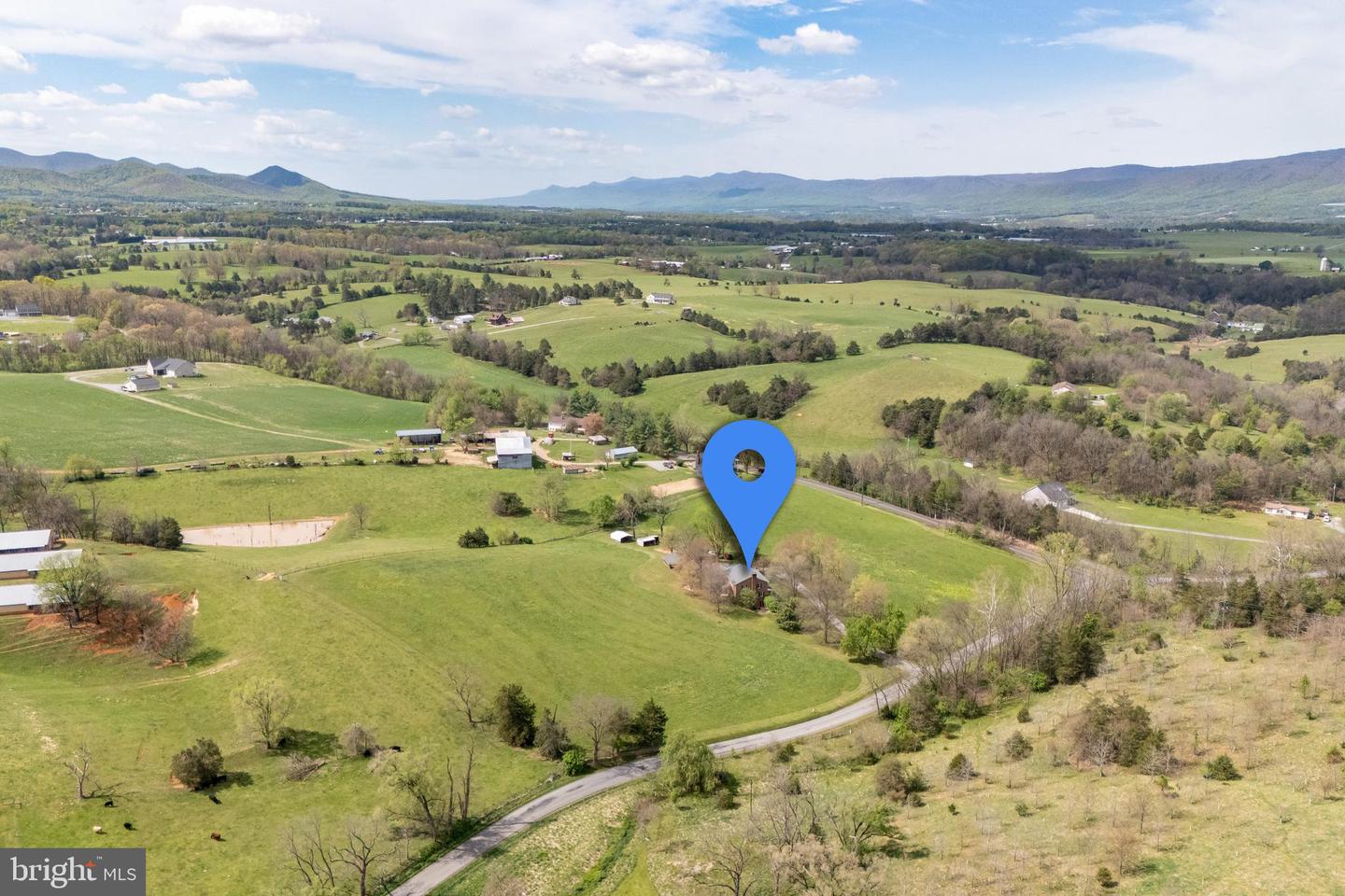 1699 MILL CREEK CROSSROADS, LURAY, Virginia 22835, 3 Bedrooms Bedrooms, ,2 BathroomsBathrooms,Residential,For sale,1699 MILL CREEK CROSSROADS,VAPA2004824 MLS # VAPA2004824
