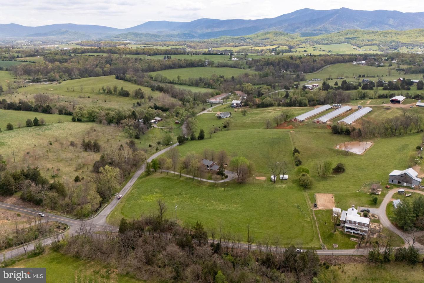 1699 MILL CREEK CROSSROADS, LURAY, Virginia 22835, 3 Bedrooms Bedrooms, ,2 BathroomsBathrooms,Residential,For sale,1699 MILL CREEK CROSSROADS,VAPA2004824 MLS # VAPA2004824