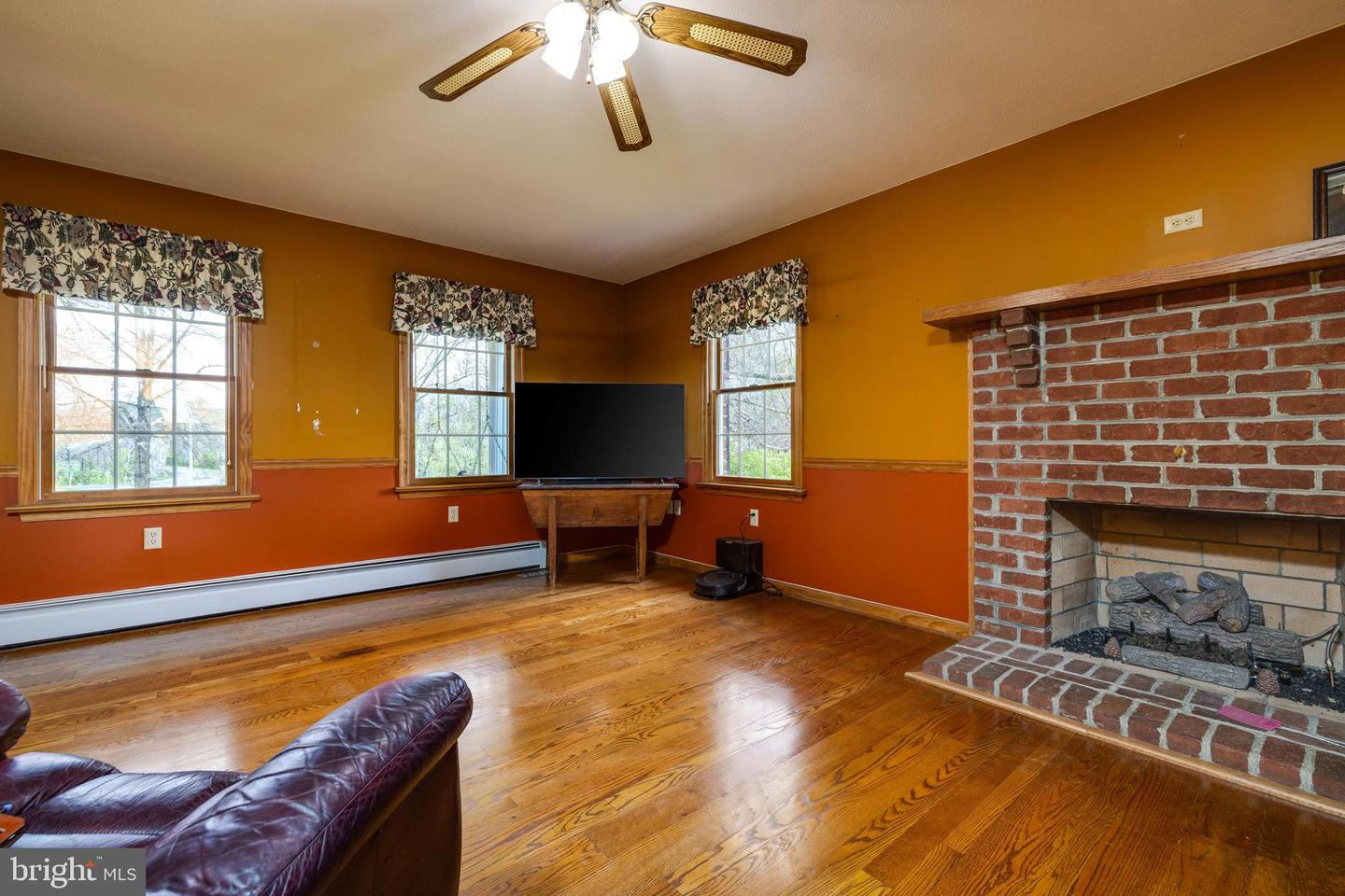 1699 MILL CREEK CROSSROADS, LURAY, Virginia 22835, 3 Bedrooms Bedrooms, ,2 BathroomsBathrooms,Residential,For sale,1699 MILL CREEK CROSSROADS,VAPA2004824 MLS # VAPA2004824