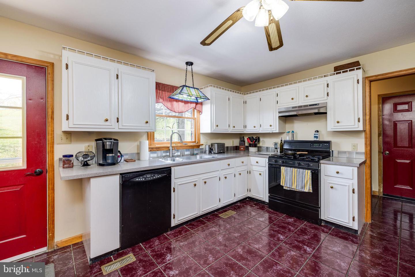 1699 MILL CREEK CROSSROADS, LURAY, Virginia 22835, 3 Bedrooms Bedrooms, ,2 BathroomsBathrooms,Residential,For sale,1699 MILL CREEK CROSSROADS,VAPA2004824 MLS # VAPA2004824