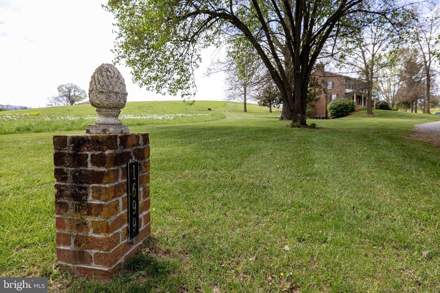 1699 MILL CREEK CROSSROADS, LURAY, Virginia 22835, 3 Bedrooms Bedrooms, ,2 BathroomsBathrooms,Residential,For sale,1699 MILL CREEK CROSSROADS,VAPA2004824 MLS # VAPA2004824