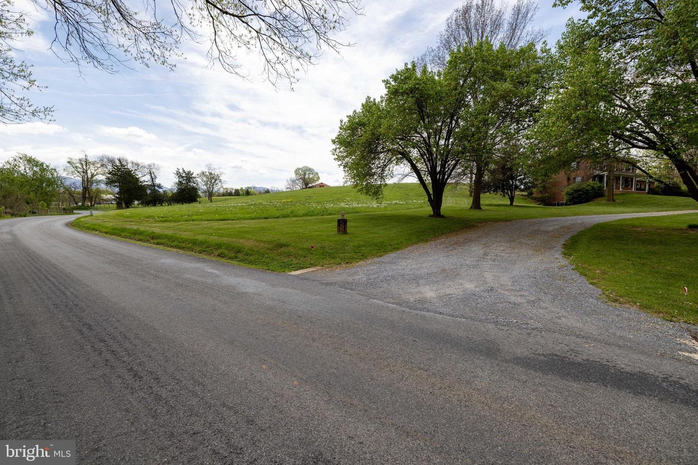 1699 MILL CREEK CROSSROADS, LURAY, Virginia 22835, 3 Bedrooms Bedrooms, ,2 BathroomsBathrooms,Residential,For sale,1699 MILL CREEK CROSSROADS,VAPA2004824 MLS # VAPA2004824
