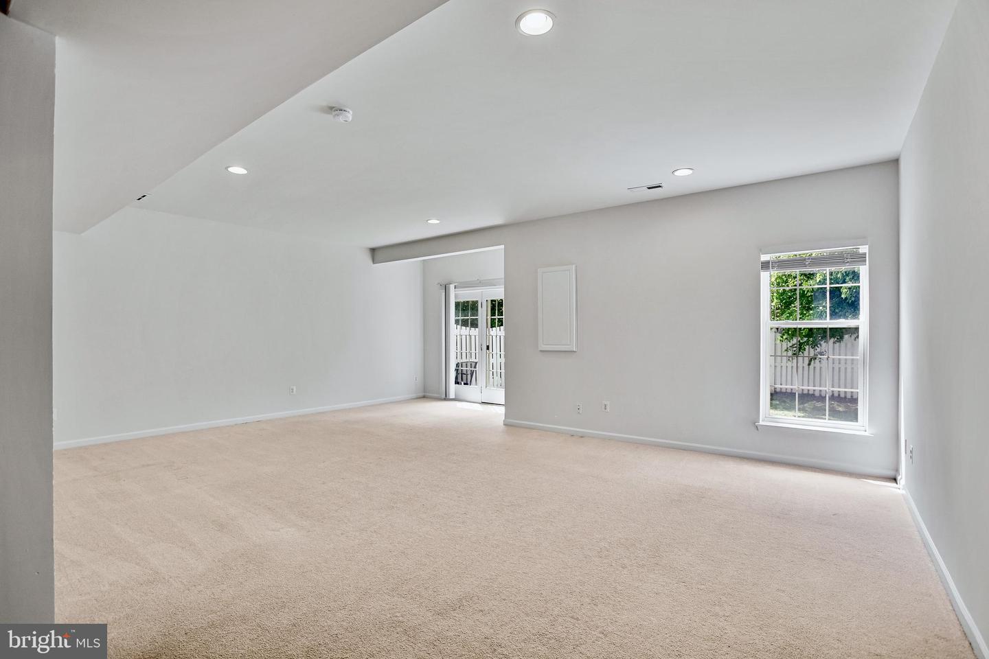 20039 NORTHVILLE HILLS TER, ASHBURN, Virginia 20147, 3 Bedrooms Bedrooms, ,3 BathroomsBathrooms,Residential,For sale,20039 NORTHVILLE HILLS TER,VALO2094626 MLS # VALO2094626